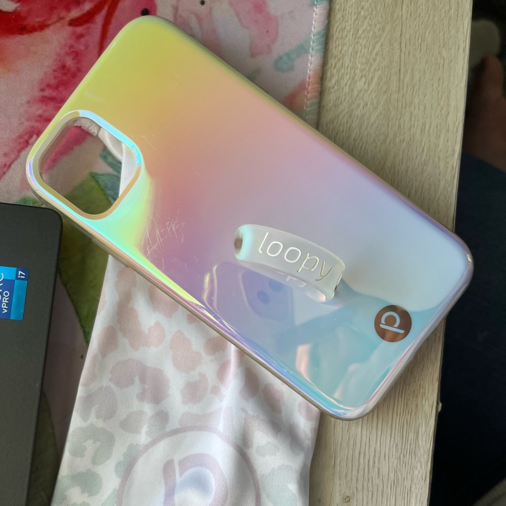iPhone 11 XR loopy case